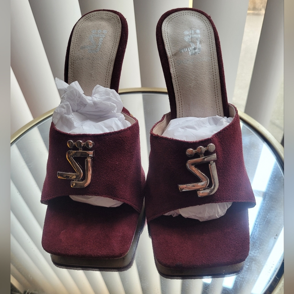 Shane Justin Shoes Heels Burgundy Suede